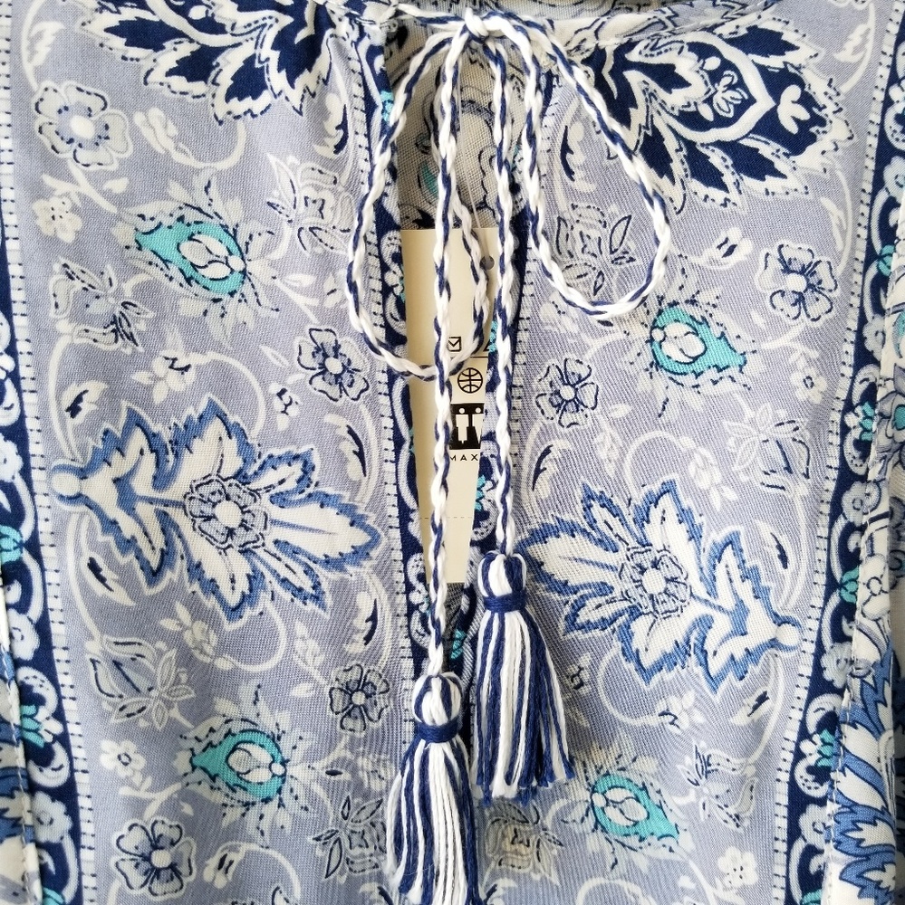 Max Studio top Large NWT